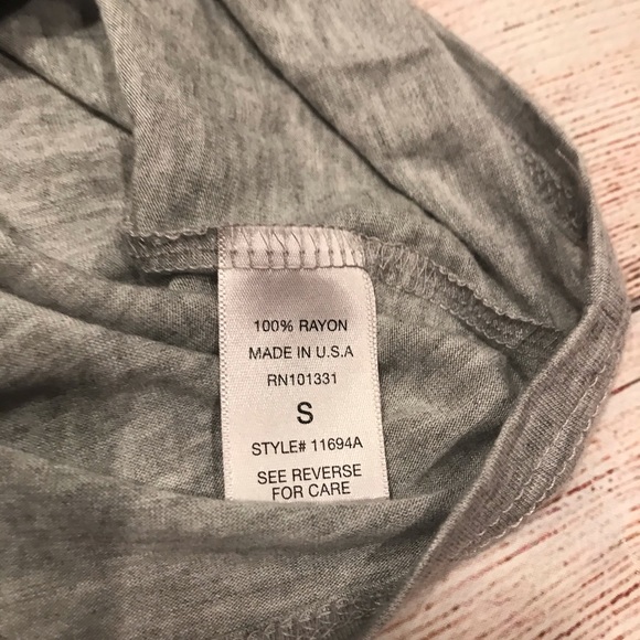 🌻 2 for $10 NWT Charlotte Russe Tank Size S - Picture 4 of 7